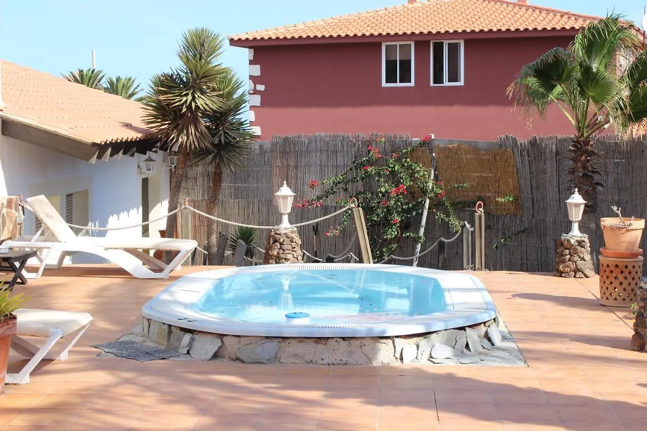 Beautiful 2-Bed Bungalow In Parque Holandes 拉·奥利瓦 公寓