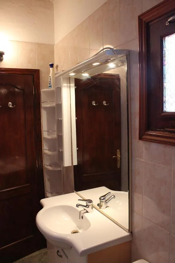 Beautiful 2-Bed Bungalow In Parque Holandes 拉·奥利瓦 公寓